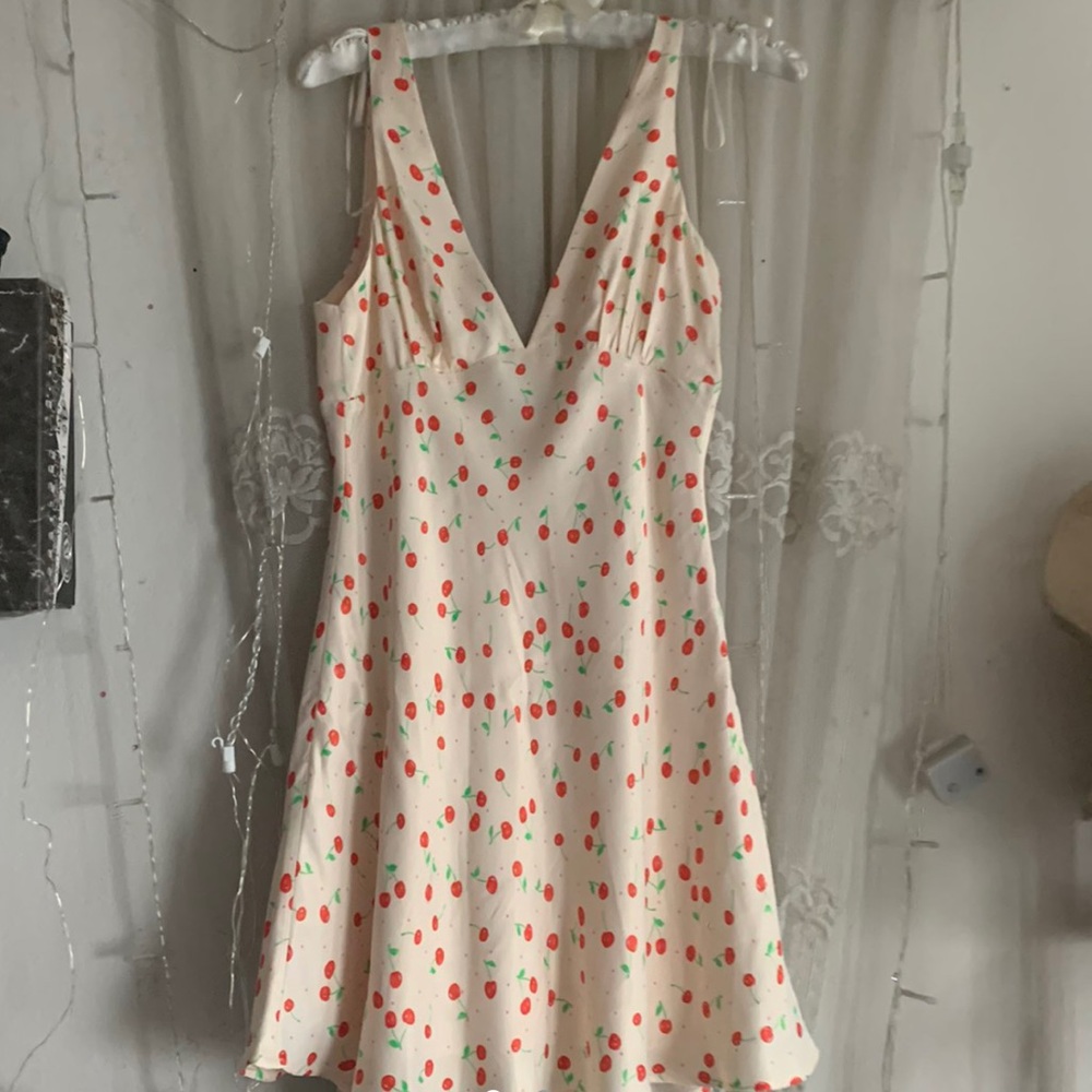 Zara cherry slip dress🍒💌
